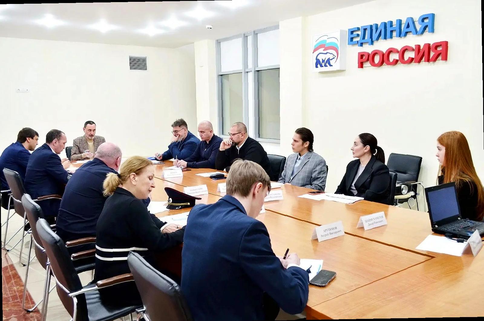 «Виктор Тепляков обсудил состояние путей возле курортов»