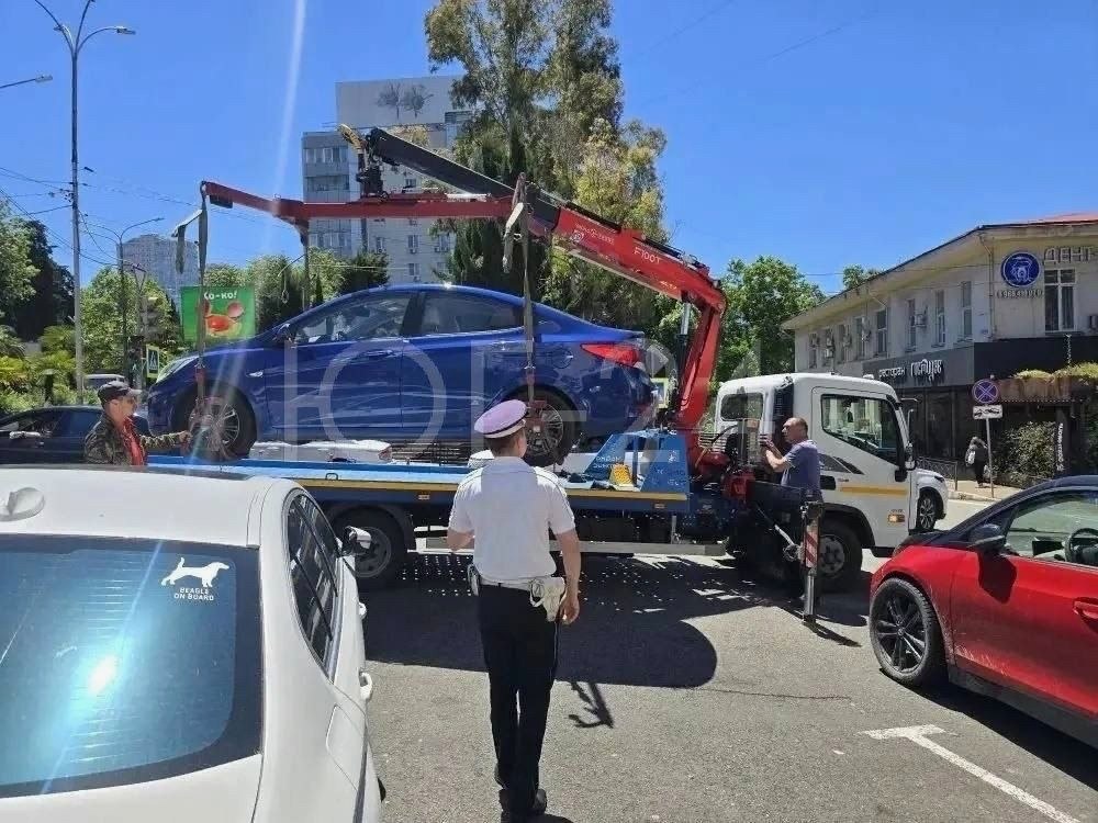 Штрафы для водителей за парковку у электрозарядных станций в Сочи